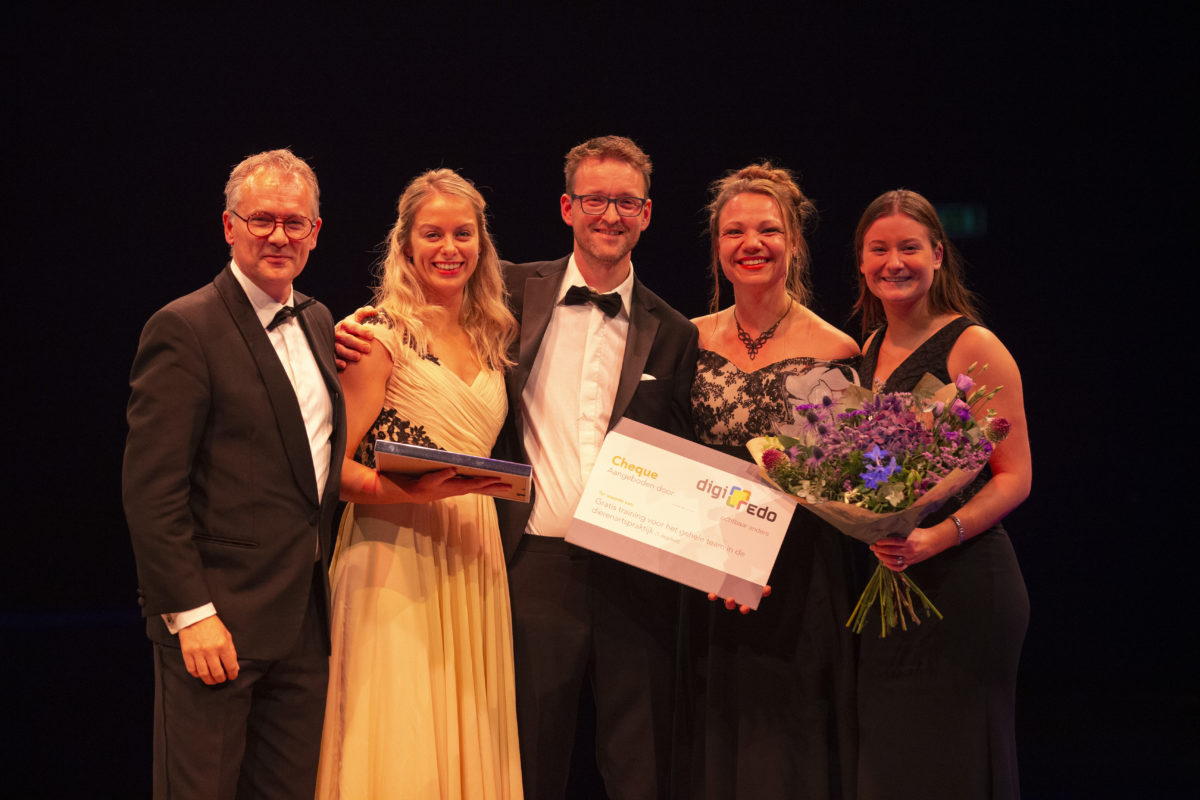 Awards-DAP-A21V0183.jpg