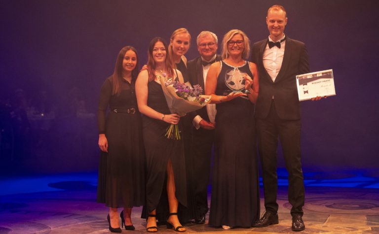 Award-Webshop-A21V9405